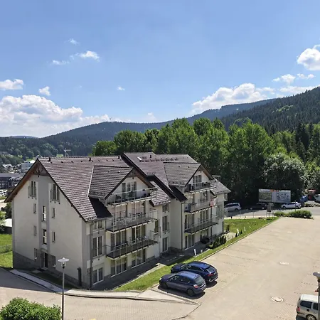 Czarna Gora Stubai 13 아파트